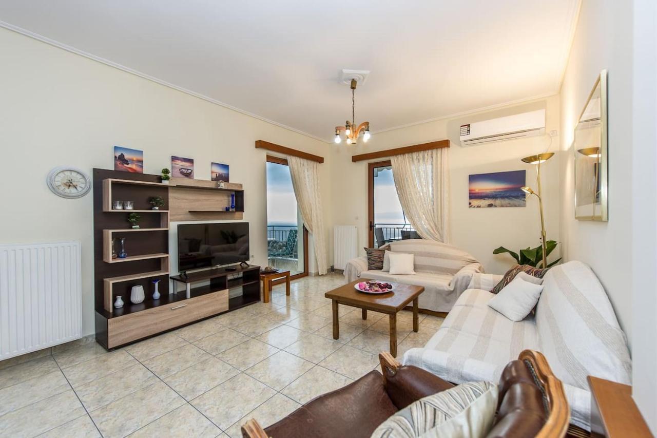 Breathtaking Sea View, Close To The Beach Kalamata Exterior photo