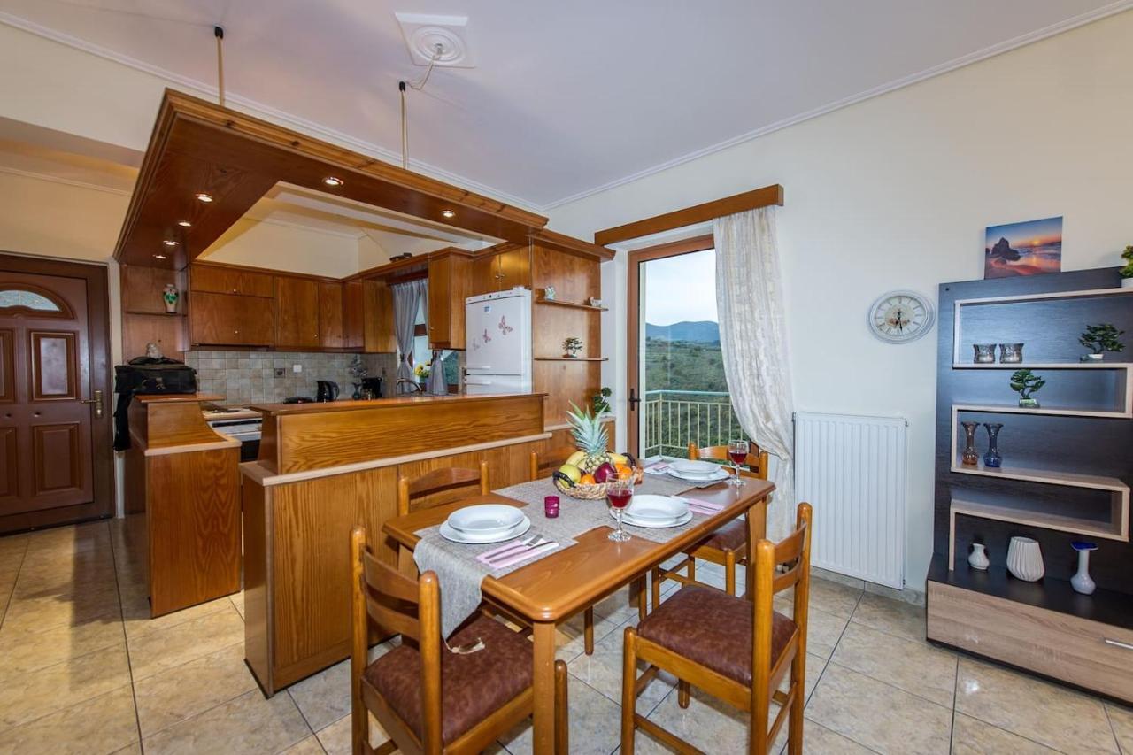 Breathtaking Sea View, Close To The Beach Kalamata Exterior photo